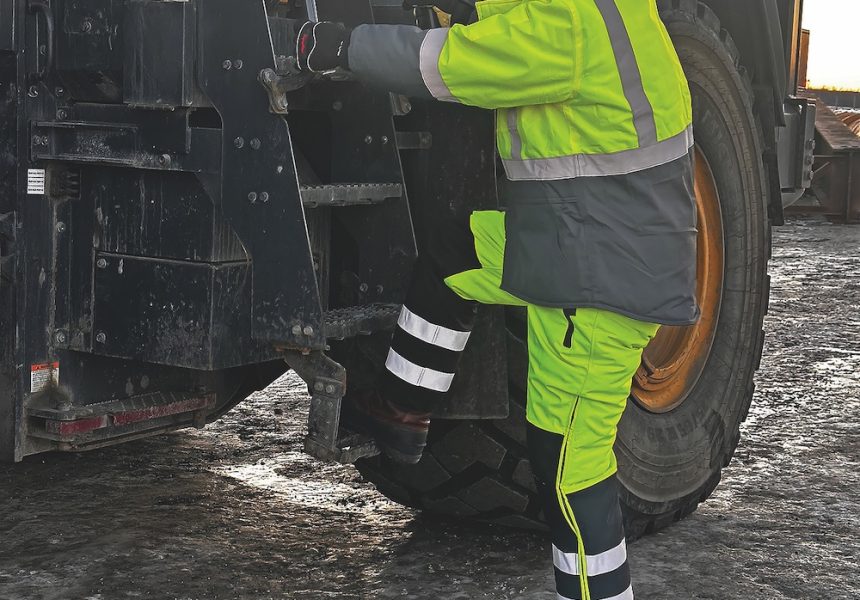 RefrigiWear® Supports Western Alaska Flood Recovery with Critical Cold-Weather Gear Donation Through 6th Avenue Outfitters